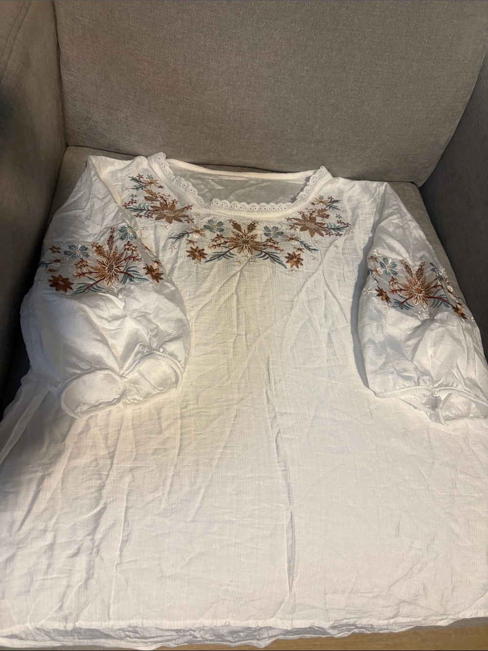 Embroidered White Peasant Blouse with Puff Sleeves